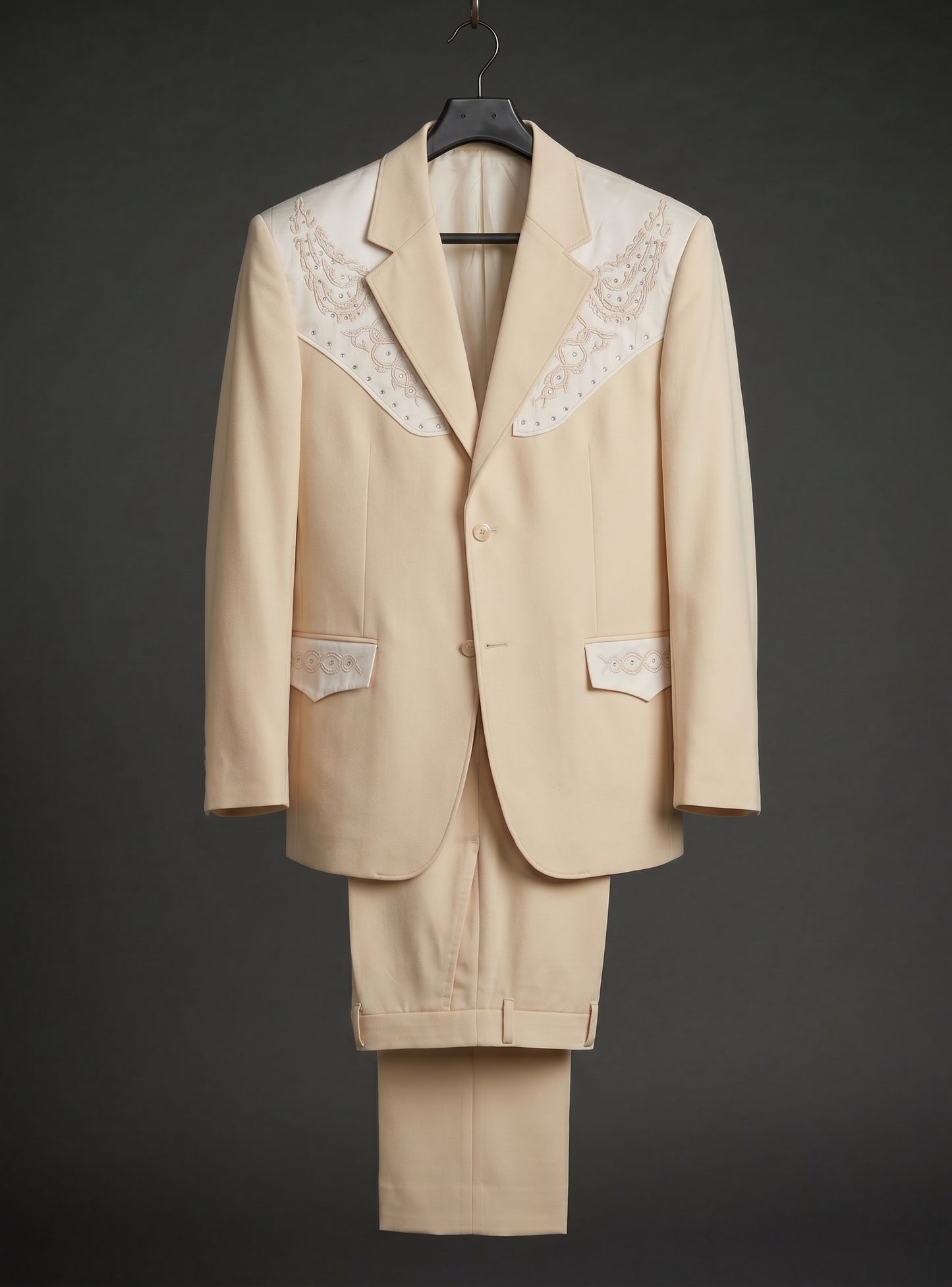 Traje Ying Yang Hueso