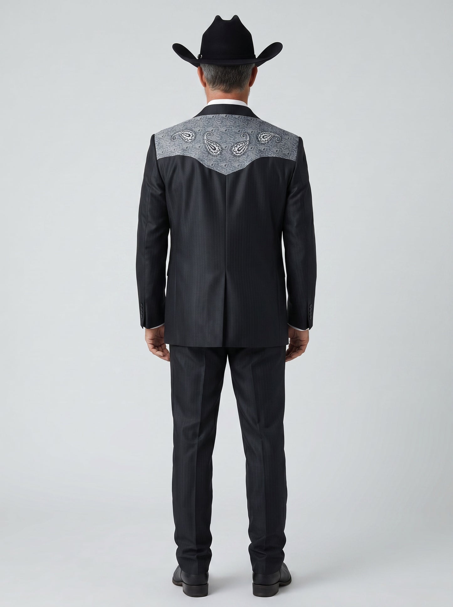 Traje Amibas Negro Plata