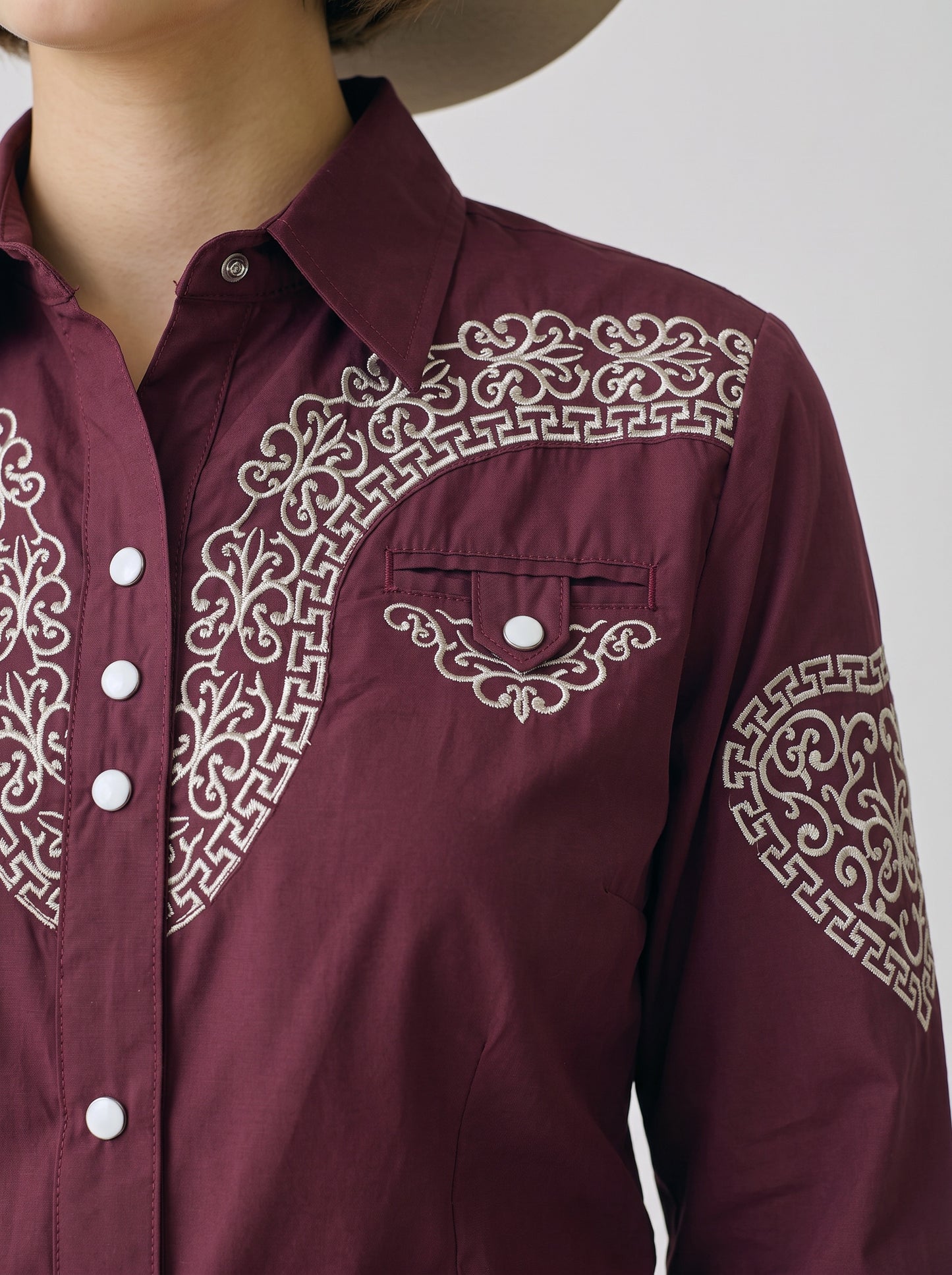 Blusa Aranda Vino Plata