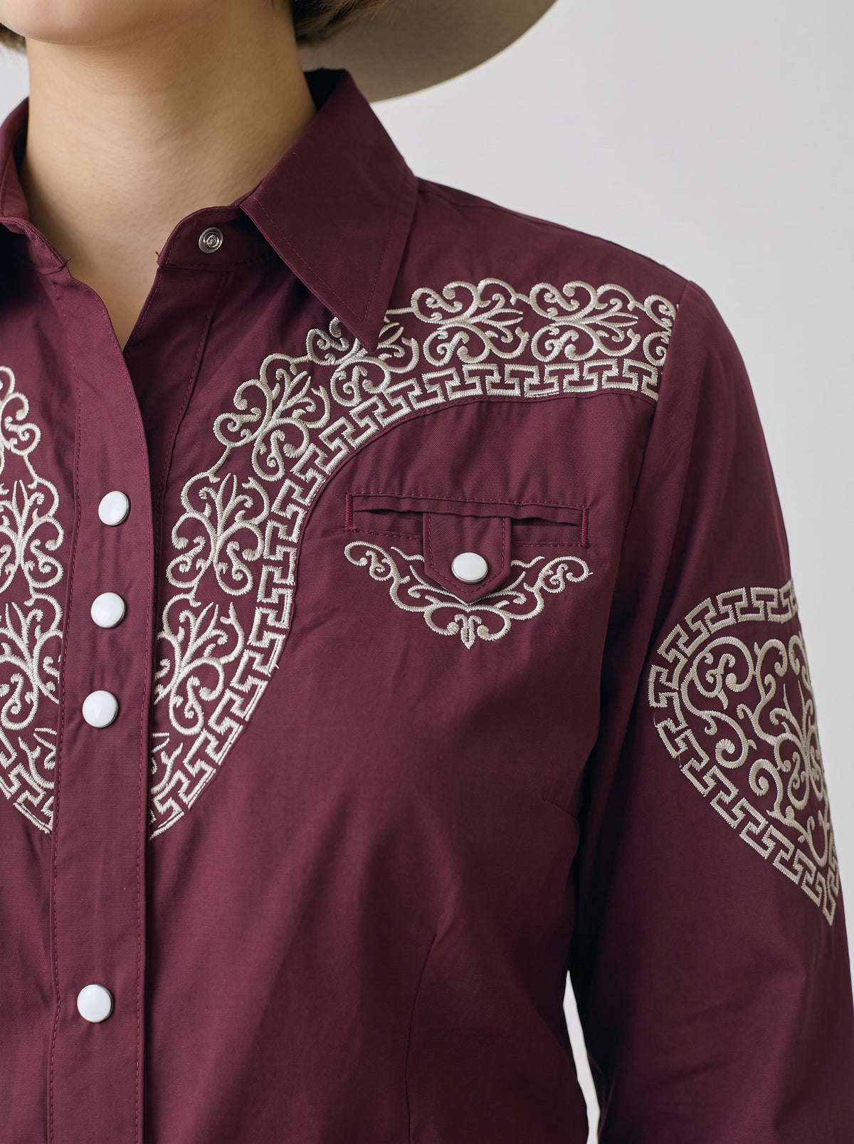 Blusa Aranda Vino Plata