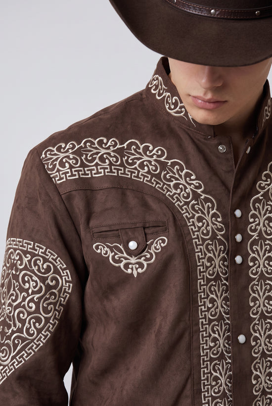 Camisa Vaquera Corazón Choco: Estilo Sofisticado para Cada Ocasión