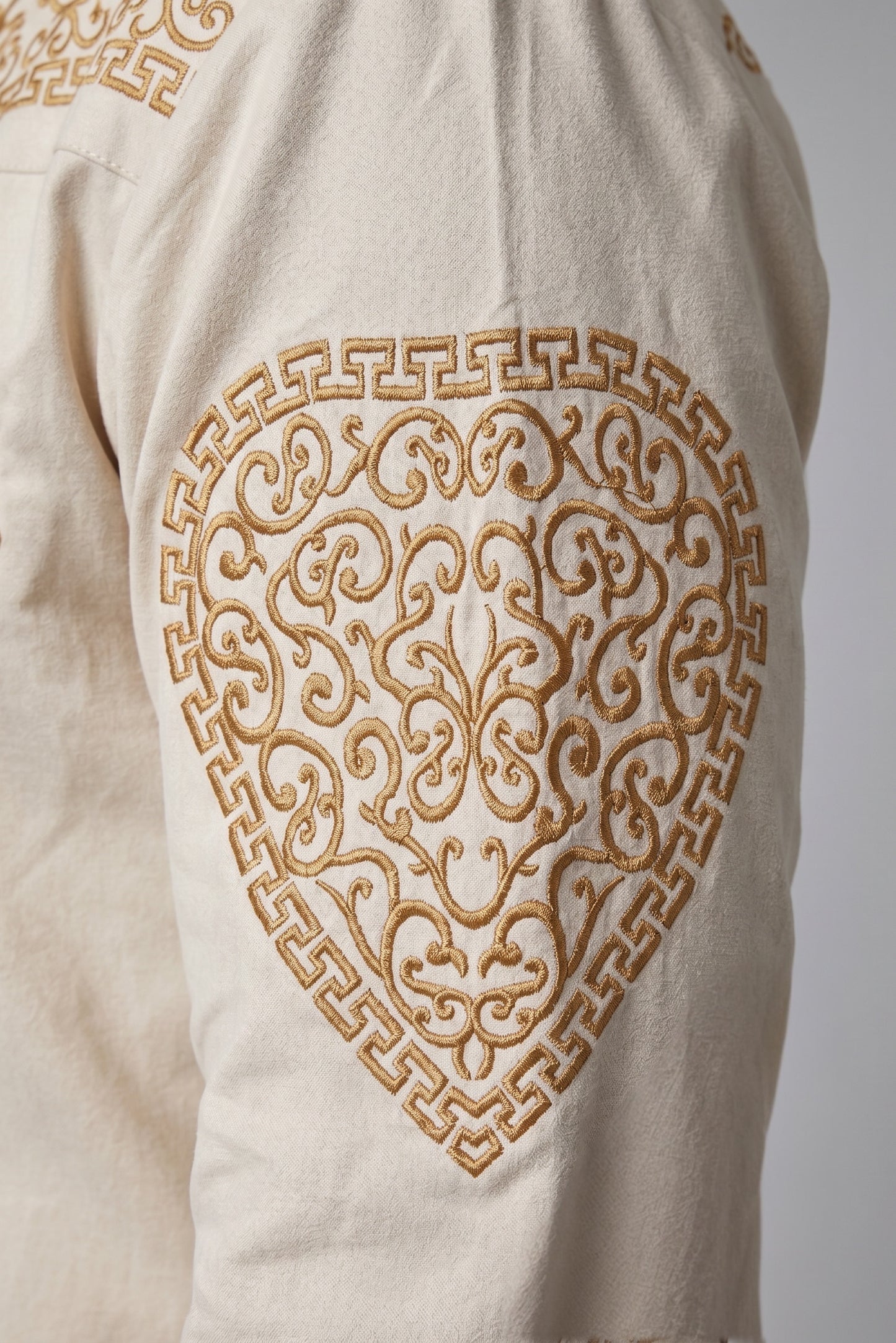 Camisa Corazón Hueso Oro