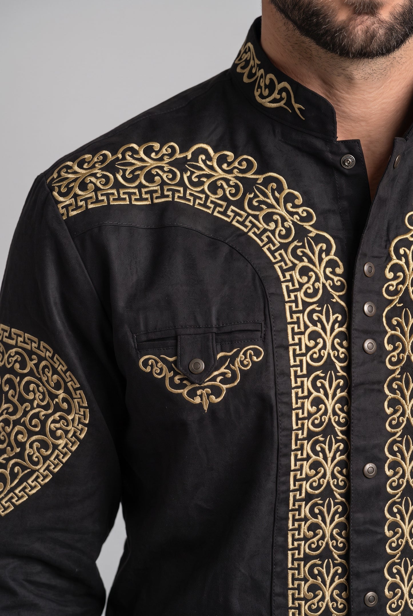 Camisa Corazón Negro Oro