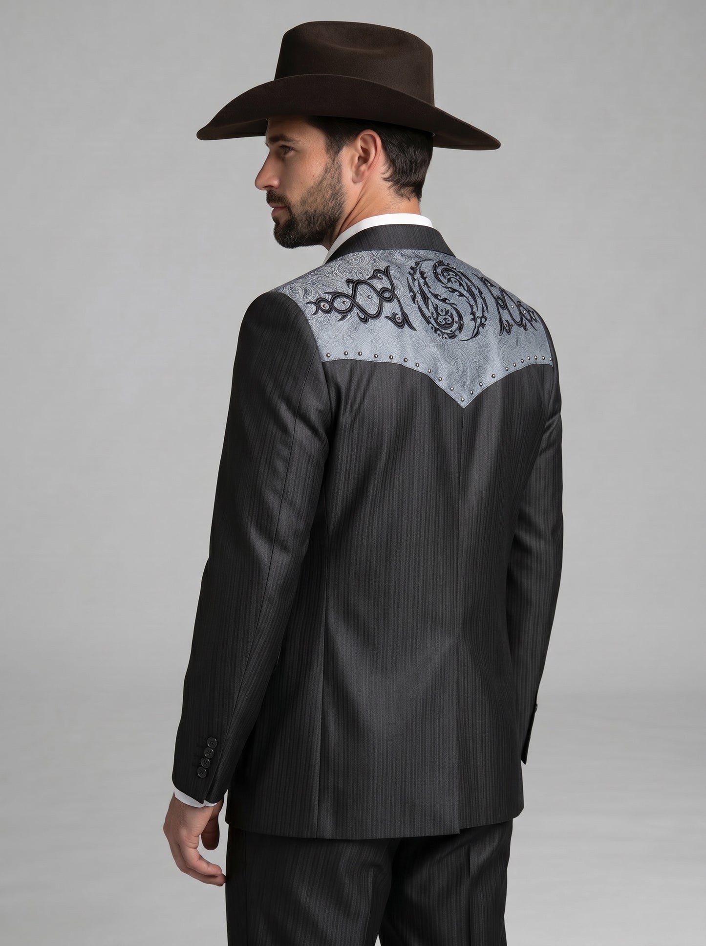 Traje Ying Yang Negro Plata